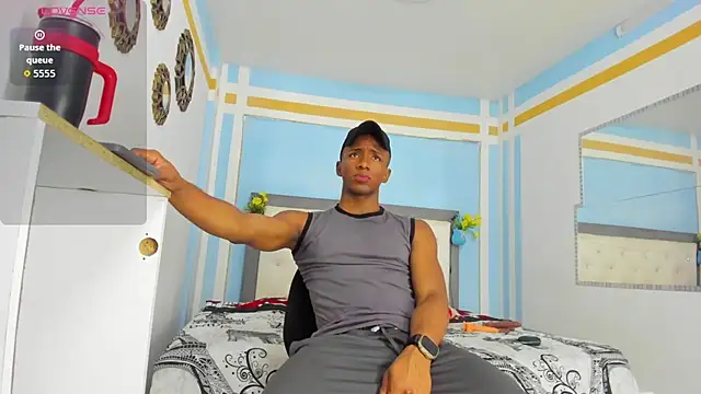 CloeHuffman online show from 06/22/26, 08:39