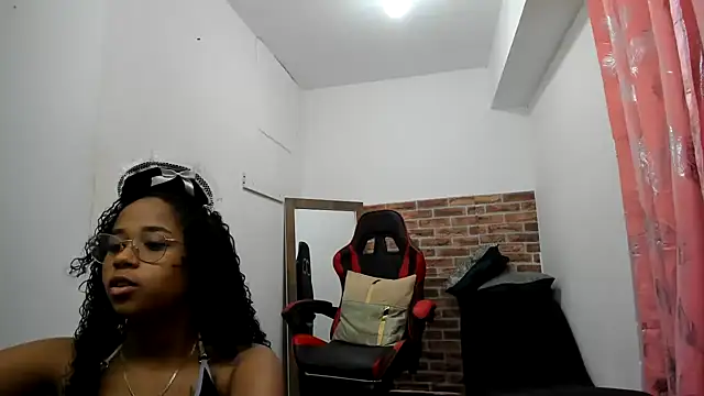 wizarpamela online show from 05/26/26, 08:05