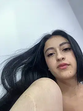 Snapshot of sol_evanss_ chatting on 05/08/26, 03:56 sol evanss online show from 05/08/26, 03:56