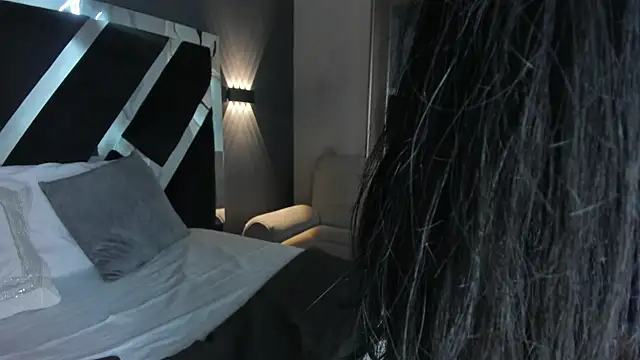 ParisRose  online show from 07/10/26, 07:05