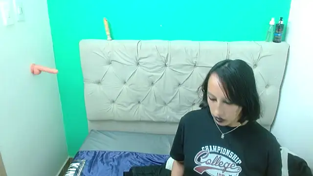 amoremerchmar online show from 07/29/26, 06:00