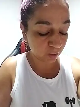 Snapshot of Tumilf chatting on 05/21/26, 01:34 Tumilf online show from 05/21/26, 01:34