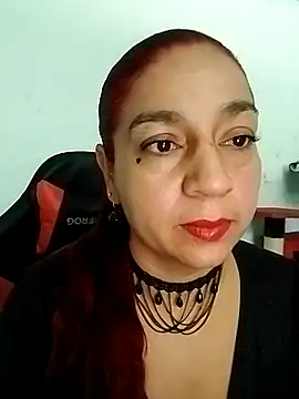 Snapshot of Tumilf chatting on 06/11/26, 04:49 Tumilf online show from 06/11/26, 04:49