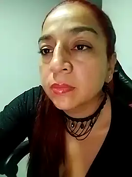 Snapshot of Tumilf chatting on 06/12/26, 04:55 Tumilf online show from 06/12/26, 04:55