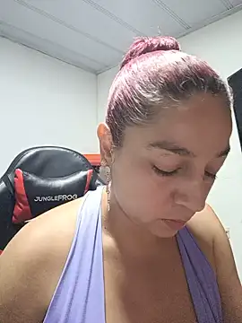 Tumilf online show from 07/28/26, 01:45