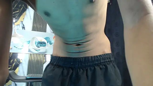 Snapshot of TWINKS_BOYSX chatting on 05/29/26, 01:20 TWINKS BOYSX online show from 05/29/26, 01:20