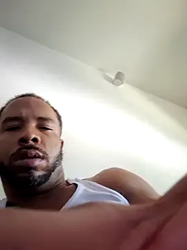 yoursexydaddy8181 online show from 07/27/26, 04:25