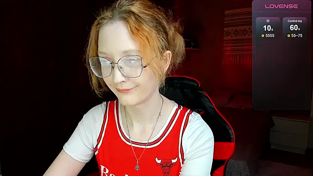 LunaTerry online show from 06/02/26, 07:54