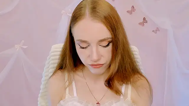 Snapshot of MilaSiren chatting on 05/23/26, 05:23 MilaSiren online show from 05/23/26, 05:23
