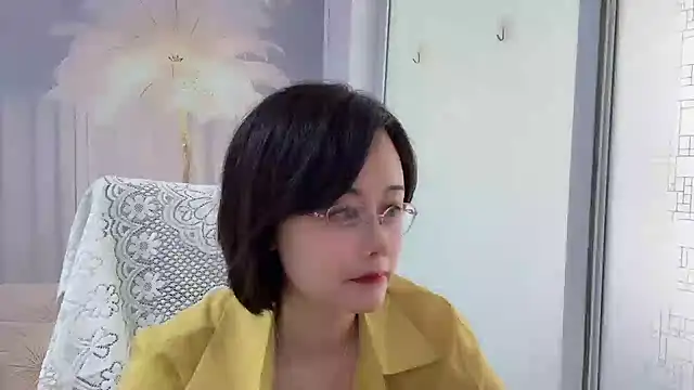 Naomi Z online show from 05/21/26, 12:06