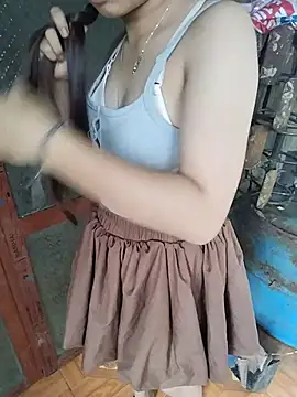 Snapshot of Maria-aa chatting on 07/22/26, 11:29 Maria-aa online show from 07/22/26, 11:29