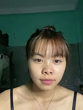 Snapshot of Cry_sexy chatting on 05/16/26, 07:45 Cry sexy online show from 05/16/26, 07:45