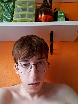 Snapshot of DIEGO970 chatting on 07/28/26, 11:05 DIEGO970 online show from 07/28/26, 11:05