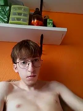 Snapshot of DIEGO970 chatting on 07/28/26, 11:17 DIEGO970 online show from 07/28/26, 11:17