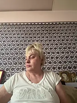 Snapshot of AnastasiaGrey777 chatting on 06/13/26, 04:54 AnastasiaGrey777 online show from 06/13/26, 04:54