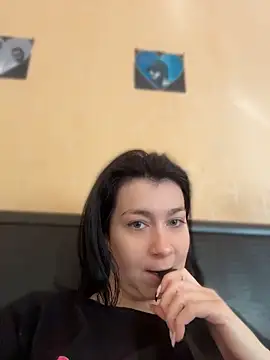 MissElya online show from 05/30/26, 05:15