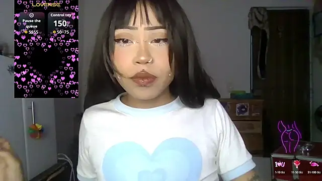 Snapshot of suky_fox chatting on 06/11/26, 09:57 suky fox online show from 06/11/26, 09:57