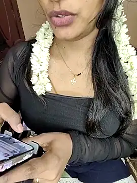 Snapshot of Tamil__Thara003 chatting on 06/07/26, 01:15 Tamil Thara003 online show from 06/07/26, 01:15