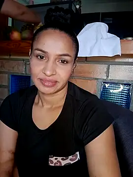 mell0102 online show from 07/22/26, 11:57