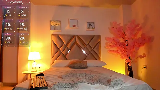 Baby noahtt online show from 07/11/26, 12:02