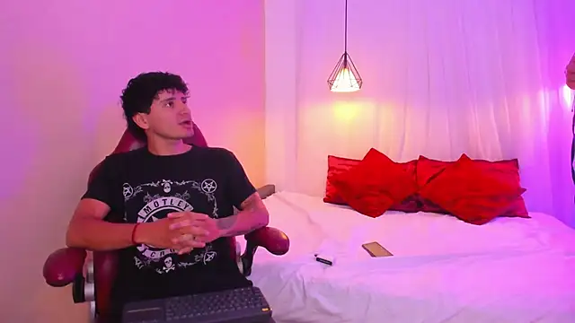 ariblake online show from 06/14/26, 12:07