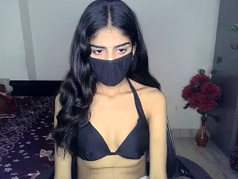 Snapshot of SASSY__BABY_ chatting on 05/18/26, 05:24 SASSY BABY online show from 05/18/26, 05:24