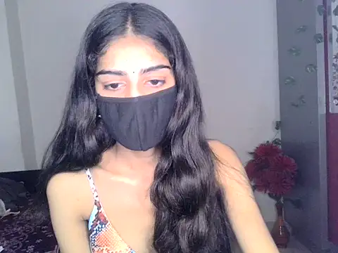 Snapshot of SASSY__BABY_ chatting on 05/19/26, 05:36 SASSY BABY online show from 05/19/26, 05:36