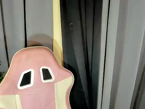 Snapshot of morgan_fuckdoll chatting on 06/10/26, 03:55 morgan fuckdoll online show from 06/10/26, 03:55