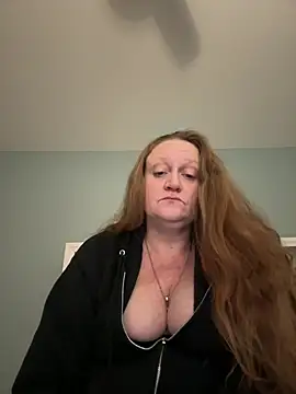 Snapshot of Kellilyn10 chatting on 06/08/26, 02:12 Kellilyn10 online show from 06/08/26, 02:12