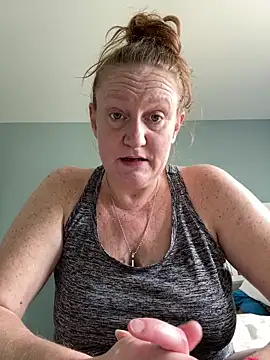 Kellilyn10 online show from 06/15/26, 06:21