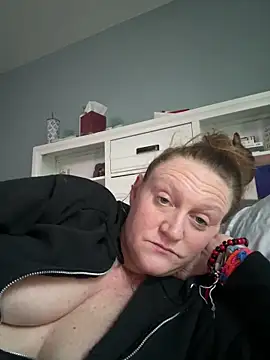 Kellilyn10 online show from 06/18/26, 10:30