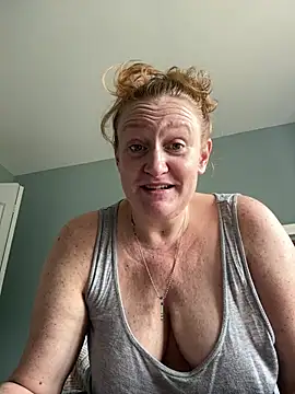 Kellilyn10 online show from 07/15/26, 03:17