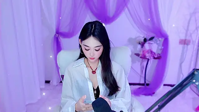 Snapshot of Tili_Lucky chatting on 05/17/26, 12:41 Tili Lucky online show from 05/17/26, 12:41