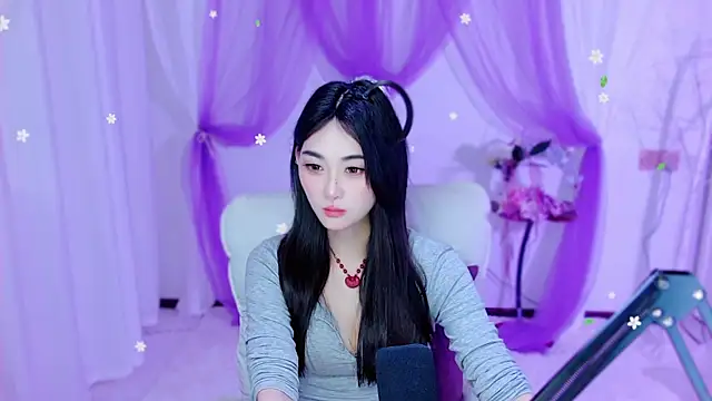 Snapshot of Tili_Lucky chatting on 05/19/26, 01:56 Tili Lucky online show from 05/19/26, 01:56