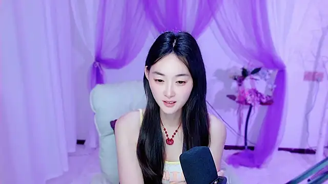 Snapshot of Tili_Lucky chatting on 05/29/26, 01:03 Tili Lucky online show from 05/29/26, 01:03