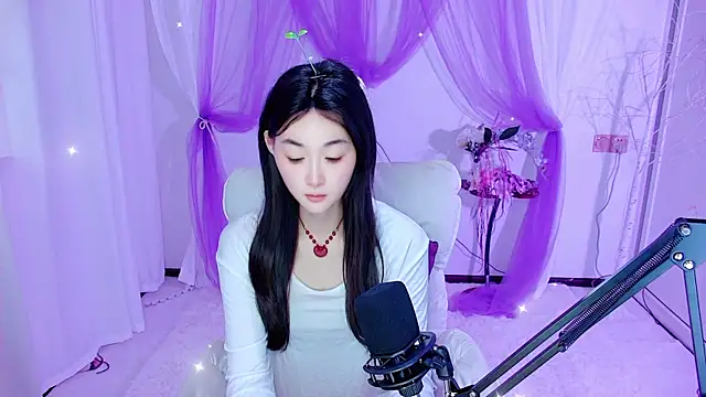Snapshot of Tili_Lucky chatting on 06/06/26, 01:11 Tili Lucky online show from 06/06/26, 01:11