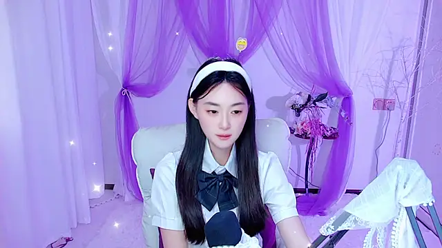 Snapshot of Tili_Lucky chatting on 06/11/26, 02:53 Tili Lucky online show from 06/11/26, 02:53
