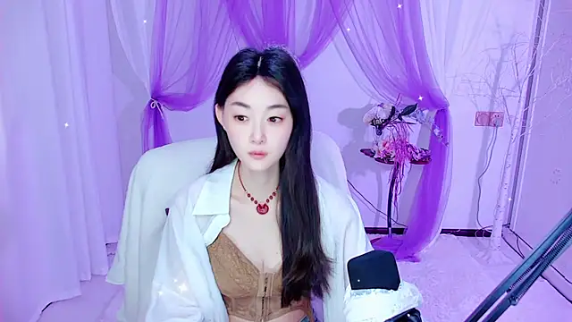 Snapshot of Tili_Lucky chatting on 06/14/26, 01:36 Tili Lucky online show from 06/14/26, 01:36