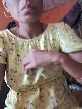 Cute-Isita online show from 08/05/26, 03:42