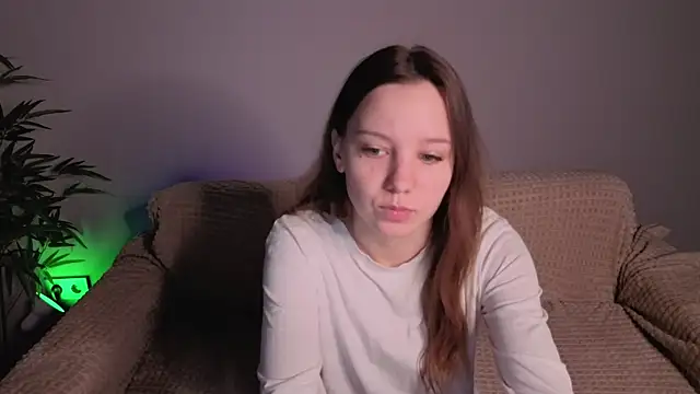 Snapshot of lolytaberry chatting on 05/30/26, 01:46 lolytaberry online show from 05/30/26, 01:46