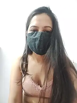 Snapshot of kaavii chatting on 05/19/26, 11:44 kaavii online show from 05/19/26, 11:44