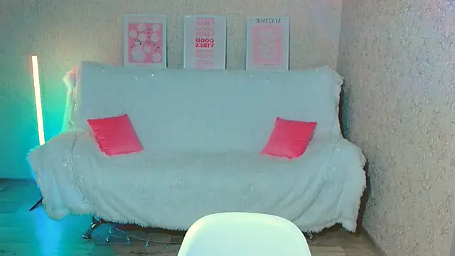 SiennaMia online show from 06/04/26, 03:51