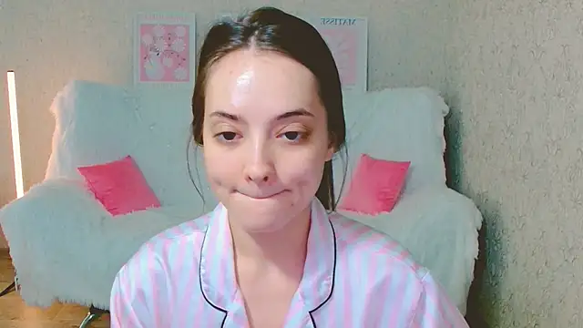 SiennaMia online show from 06/08/26, 04:13