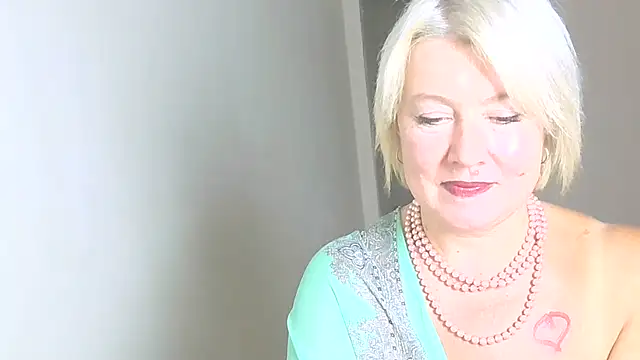 MollyyJoyy online show from 07/28/26, 07:39