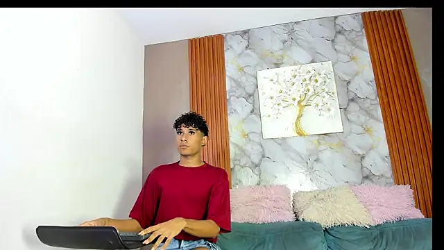BOUL GUYS online show from 07/10/26, 01:21