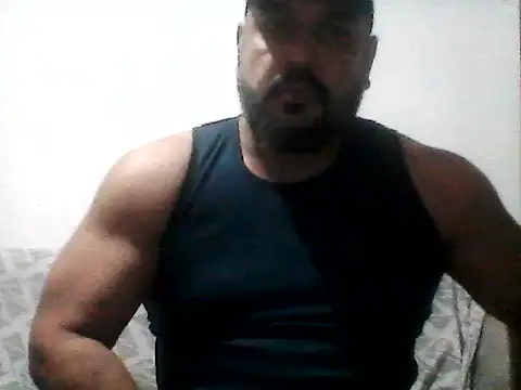 Snapshot of stallony chatting on 05/15/26, 04:52 stallony online show from 05/15/26, 04:52