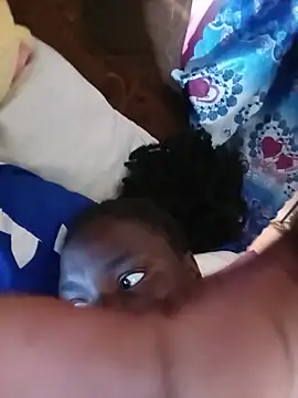 Snapshot of Thickfaith chatting on 05/18/26, 04:29 Thickfaith online show from 05/18/26, 04:29