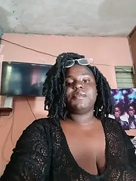 Snapshot of Thickfaith chatting on 05/19/26, 10:05 Thickfaith online show from 05/19/26, 10:05