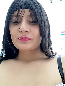 Snapshot of Alejandra_alson chatting on 05/13/26, 05:54 Alejandra alson online show from 05/13/26, 05:54