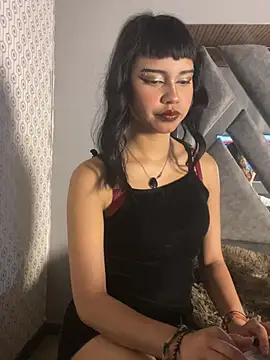 AntonellaCooper Pink online show from 07/05/26, 04:19